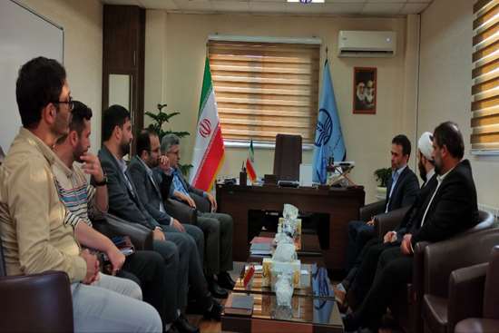 در نشست مشترک دکتر آشوبی با فرمانده تیپ نیروی مخصوص میرزا کوچک نیروی زمینی سپاه مطرح شد؛ اعلام آمادگی دانشگاه علوم پزشکی گیلان جهت صدور مجوز بیمارستان ۲۰۰ تختخوابی تیپ میرزا کوچک سپاه