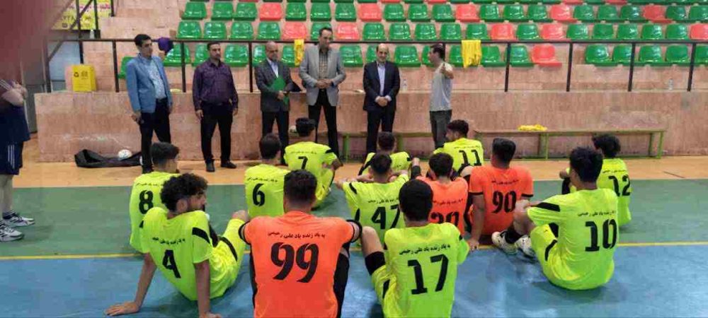 بدرقه تیم فوتسال آمارد لاهیجان به مسابقات لیگ کشوری با حضور فرماندار