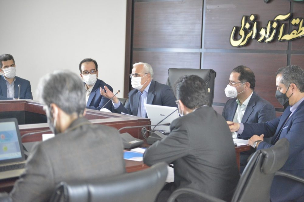 سازمان منطقه آزاد انزلی بامشارکت ۷۴ شرکت، برگزار نمود: دوره آموزشی چرا و چگونه دانش بنیان شویم