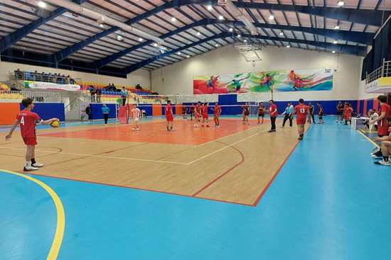 در چهاردهمین المپیاد ورزش‌های قهرمانی دانشجویان پسر دانشگاه های علوم پزشکی سراسر کشور؛ تیم دانشگاه علوم پزشکی گیلان در رشته والیبال تیم زاهدان را شکست داد