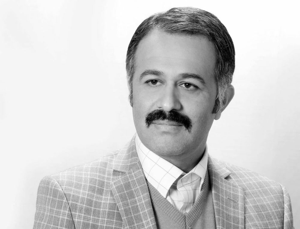 نشست شعرخوانی « رسیتال شاعرانه »دومین نمایشگاه بین المللی مجازی کتاب در کلمبیا با حضور شاعر گیلانی برگزار شد