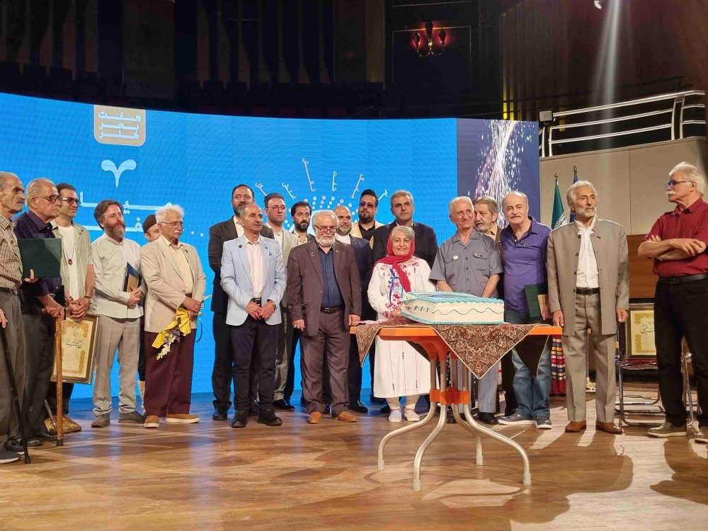 برگزاری آیین نکوداشت هنرمندان نامی گیلان  با حضور مدیر کل صندوق اعتباری هنر در تالار مرکزی رشت