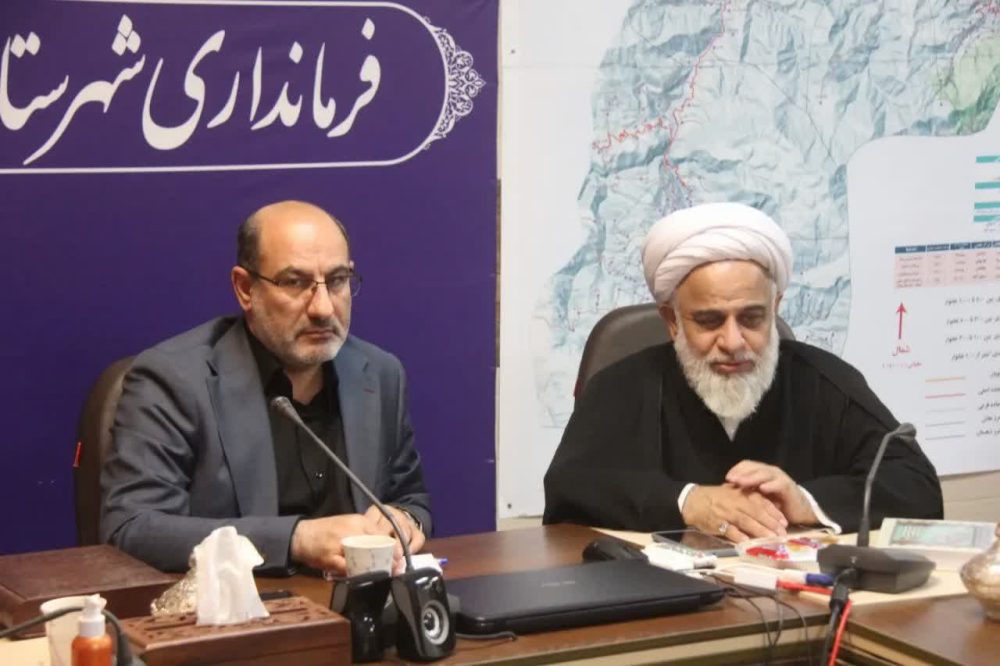 سرپرست فرمانداری رودسر با اشاره به اجرای طرح سالم سازی دریا در طول ۴۵ کیلومتر از نوار ساحلی رودسر گفت:برای برخورد با افرادی که به هنجارشکنی اجتماعی اصرار دارند بسیج همه دستگاه های فرهنگی ضروری است