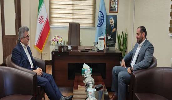 در راستای مطالبات مردم صورت گرفت؛ نشست مشترک نماینده منتخب مردم آستارا در مجلس دوازدهم با رئیس دانشگاه علوم پزشکی گیلان