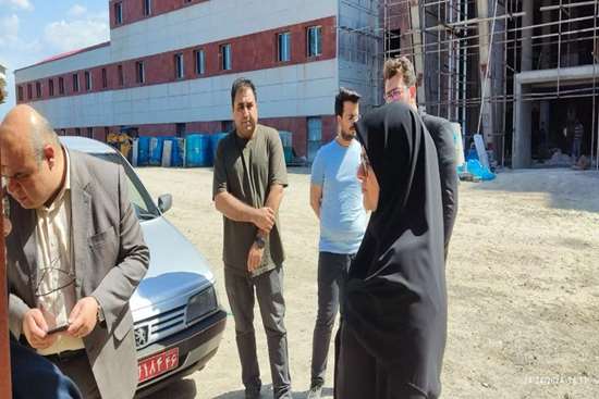 قائم مقام معاونت درمان و مدیر آمار و فناوری اطلاعات دانشگاه از بیمارستان ۴۰۰ تختخوابی لاکان بازدید کرد قائم مقام معاونت درمان و مدیر آمار و فناوری اطلاعات دانشگاه از بیمارستان ۴۰۰ تختخوابی لاکان بازدید کرد