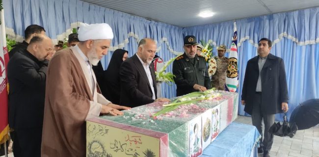 با حضور کیا عاشوری فرماندار رشت برگزار شد: وداع با پیکر شهید«حجت کاروان» در رشت