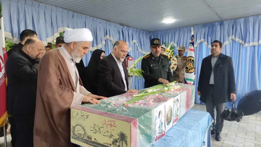 با حضور کیا عاشوری فرماندار رشت برگزار شد: وداع با پیکر شهید«حجت کاروان» در رشت