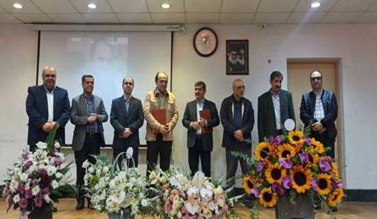 برگزاری آیین تکریم و معارفه رئیس مرکز آموزشی و درمانی ۱۷ شهریور