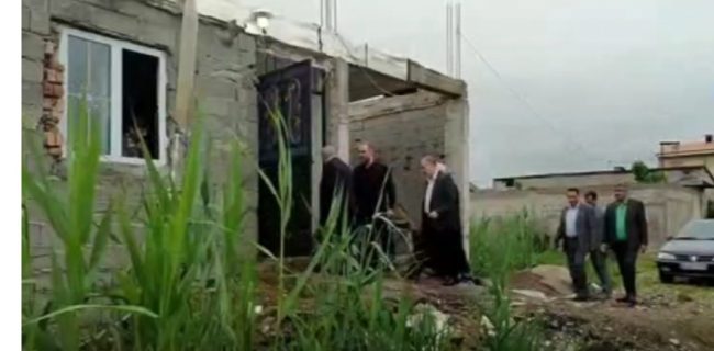 بازدید و سرکشی مدیرکل زندان‌های گیلان از منزل زندانیان نیازمند