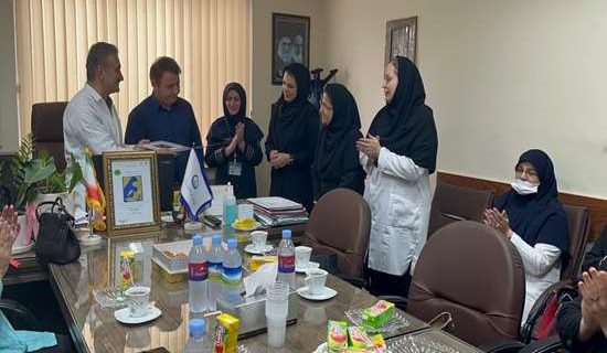 آیین تجلیل و اهدای لوح دوستدار کودک به بیمارستان کوثر شهرستان آستانه اشرفیه