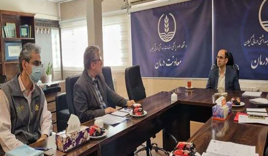 نشست هم اندیشی معاون درمان دانشگاه علوم پزشکی گیلان با رییس کمیته امداد امام خمینی (ره) استان