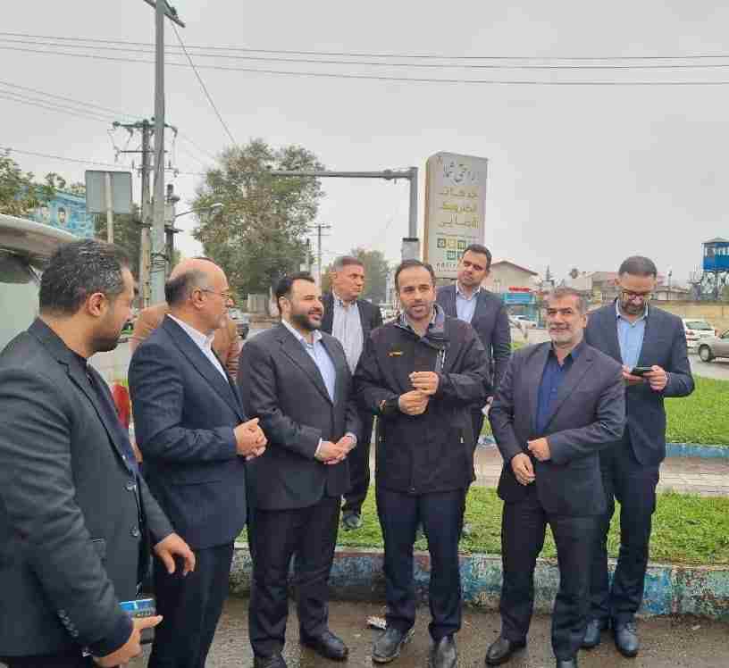 در حاشیه بازدید از پروژه‌های شهری؛  تقدیر مدیرعامل بانک شهر و هیئت همراه از برنامه های عمرانی در حال اجرای شهر رشت