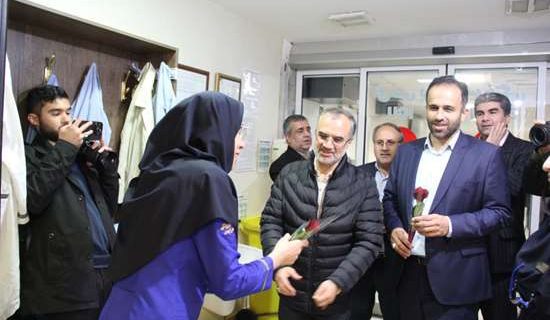 تقدیر از پرستاران مراکز آموزشی و درمانی پورسینا و ولایت توسط شهردار، رئیس شورا و رئیس کمیسیون بهداشت شورای شهر رشت