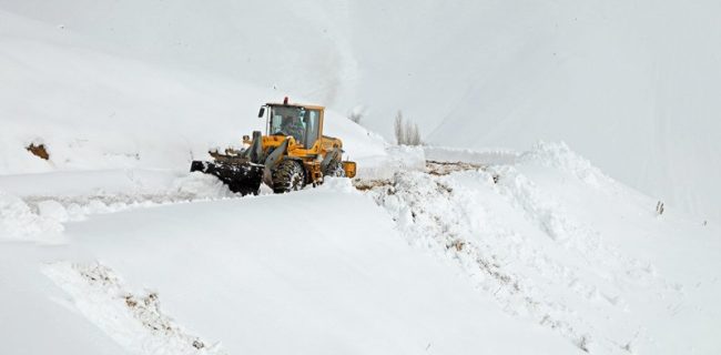 سرپرست فرمانداری رودبار از بارش ۳۰ سانتی‌متری برف در ارتفاعات بخش خورگام خبر داد