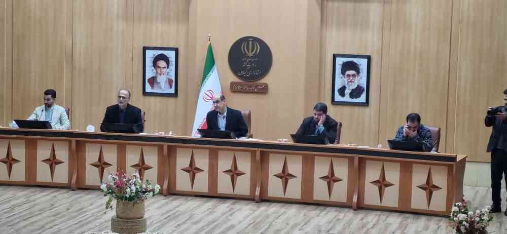 استاندار گیلان در نشست خبری با اصحاب رسانه:  رفاقت با منافع مردم را بر همه رفاقت ها ترجیح می دهم