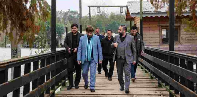 بازدید علی آقا محمدی مشاور مقام معظم رهبری از فرصت‌های طبیعی و گردشگری بندر کیاشهر