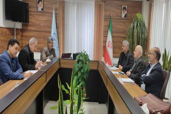 نشست شورای حفظ حقوق عامه گیلان به منظور تامین زمین بیمارستان ۸۰۰ تخت‌خوابی رشت با حضور دکتر آشوبی