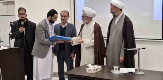 آیت الله فلاحتی در دیدار با دانشجویان بین‌الملل دانشگاه گیلان: دانشجویان پیام‌آور علم، آگاهی و فساد ستیزی هستند