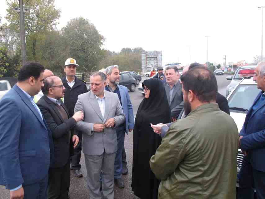 بازرس کل استان گیلان : حل معضل میدان حضرت ولی عصر(عج) خمام باید در الویت کاری مسئولین شهرستان باشد