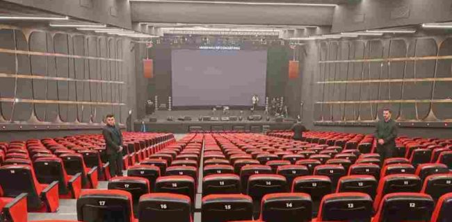 صف خوانندگان مطرح پاپ کشور برای اجرای کنسرت در سالن وی‌آی‌پی آرش مال و آرش زیبا کنار رشت 