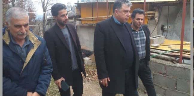بازدید مدیرکل شیلات گیلان از واحد نمونه تکثیر و پروار ماهی سردابی در شهرستان رودبار 
