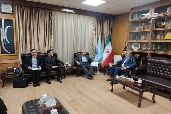 دیدار  دکتر گل شکن معاون توسعه دانشگاه به همراه نماینده مردم رشت و خمام در مجلس شورای اسلامی با مدیرعامل سازمان تامین اجتماعی کشور