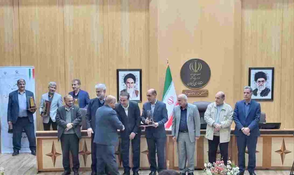 به همت اداره صمت برگزار شد ؛ آئین تجلیل از واحدهای صنعتی، معدنی و صادر کنندگان نمونه استان گیلان