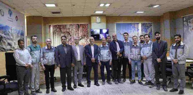 بازدید مدیر عامل و نائب رئیس هیئت مدیره هلدینگ سیمان فارس و خوزستان بهمراه رئیس هیئت مدیره شرکت از محل کارخانه سیمان خزر
