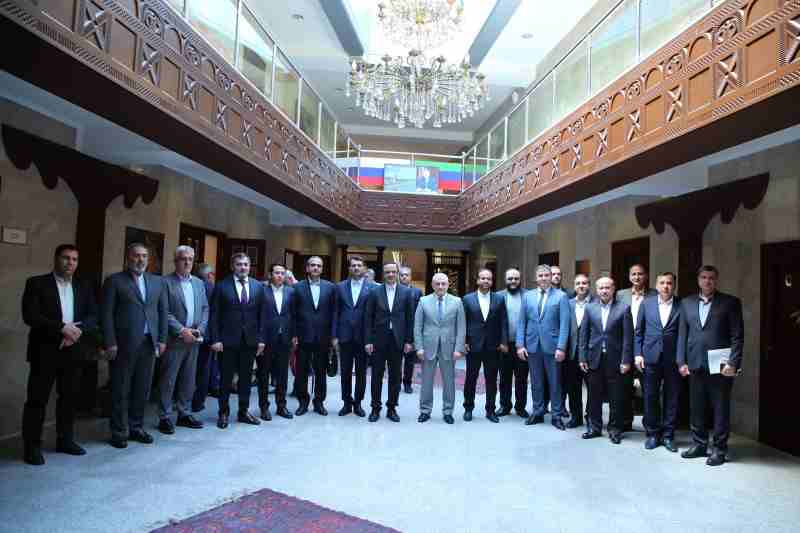 حضور طاعتی مقدم در بازدید دبیر و مدیران مناطق آزاد از ماخاچ کالا