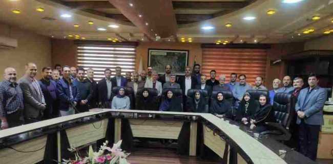 تقدیر پرسنل شورای اسلامی شهر رشت از رئیس و اعضای شورا