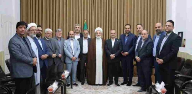 آیت الله فلاحتی نماینده ولی فقیه در گیلان در دیدار با اعضای شورای اسلامی و شهردار رشت به مناسبت روز ملی شورا : رضایتمندی شهروندان از اجرای پروژه های طرح میثاق