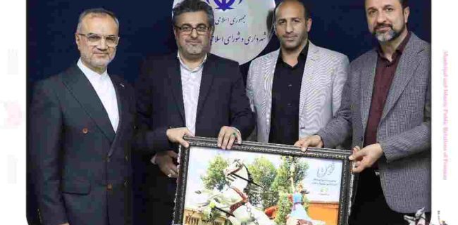 به مناسبت روز شوراها از اعضای شورای اسلامی شهر فومن قدردانی شد