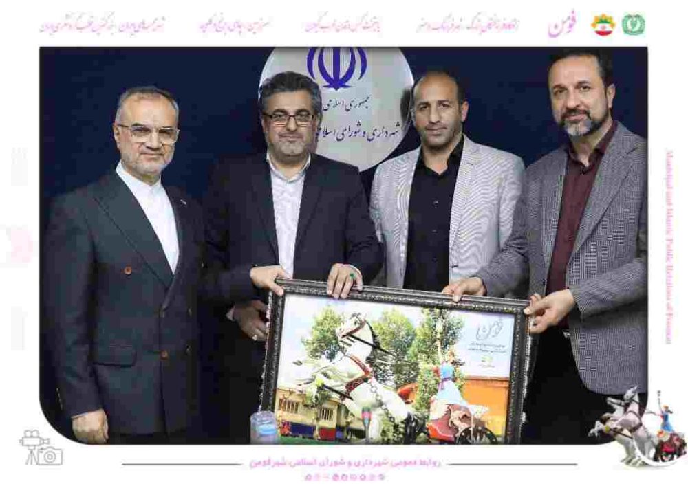 به مناسبت روز شوراها از اعضای شورای اسلامی شهر فومن قدردانی شد