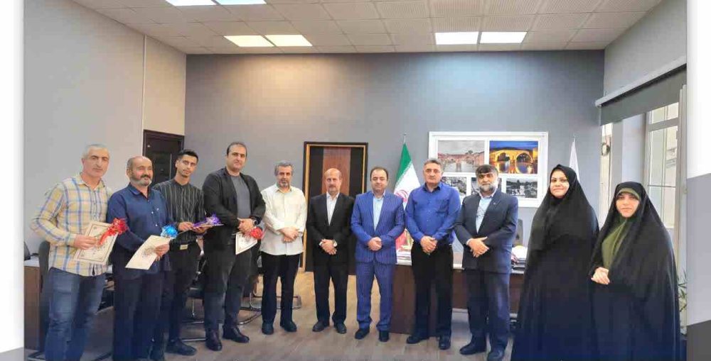 از روابط عمومی شهرداری لنگرود تقدیر شد