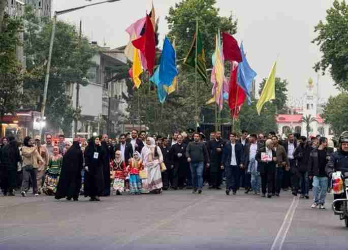 مراسم استقبال از کاروان خادمین حرم مطهر رضوی در رشت برگزار شد