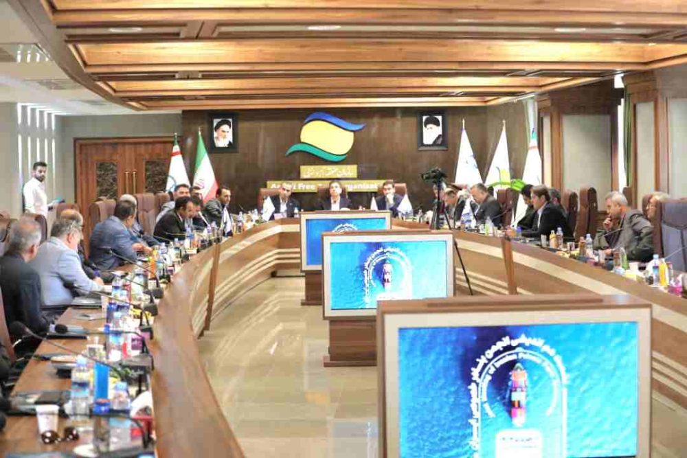 باهدف تقویت همکاری‌های بخش خصوصی در حوزه بنادر و لجستیک برگزار شد  نشست اعضای انجمن بنادر خصوصی ایران در بندر كاسپین