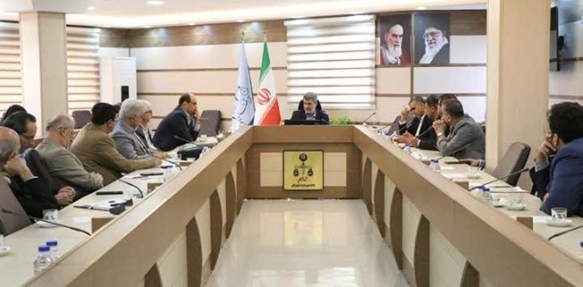 برگزاری اولین نشست هیات اندیشه ورز قضات در دادگستری کل استان گیلان به مناسبت فرا رسیدن هفته قوه قضائیه