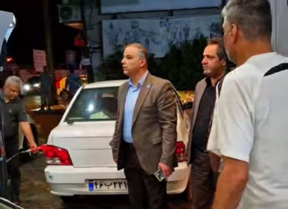 بازدید شبانه و سر زده مهندس محمود گچکار سرپرست شهرداری و دکتر محمد صالح ضیایی فرماندار شهرستان بندرانزلی از آمادگی دستگاه های خدمات رسان شهری بازدید شبانه و سر زده مهندس محمود گچکار سرپرست شهرداری و دکتر محمد صالح ضیایی فرماندار شهرستان بندرانزلی از آمادگی دستگاه های خدمات رسان شهری