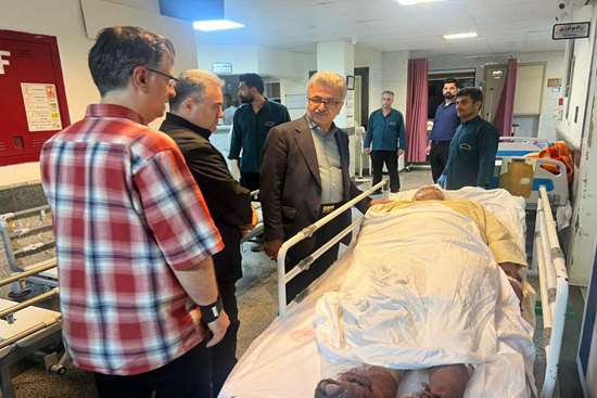 هفده مصدوم به دنبال حادثه‌ای در دو واحد تجاری رشت