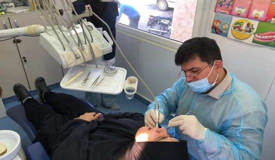 اعزام کلینیک سیار دندانپزشکی معاونت بهداشتی به روستای کم‌برخوردار شهرستان املش