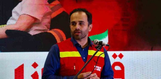 آتش نشانان ثابت کرده اند که خدمت به مردم و صیانت از امنیت و آرامش جامعه برایشان بالاترین اولویت است