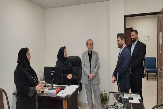 بازدید نماینده مجلس از مرکز بهداشت رشت