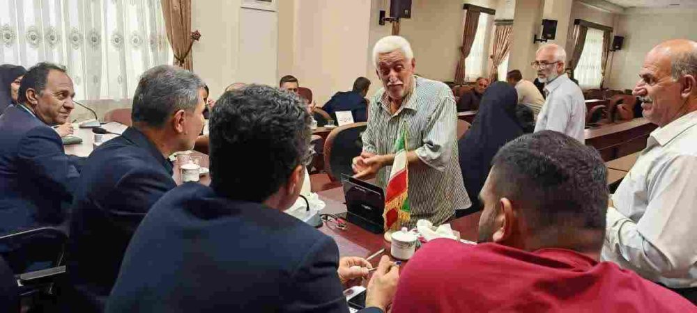 بررسی مشکلات شهروندان در صومعه سرا توسط فرماندار