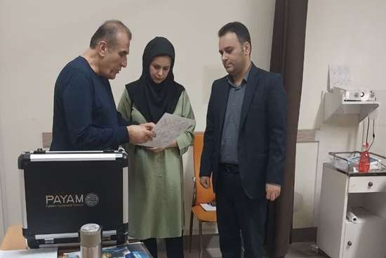 بازدید مدیر توسعه فناوری و رئیس مرکز رشد دانشگاه از واحدهای فناور مستقر در مرکز آموزشی و درمانی شفا