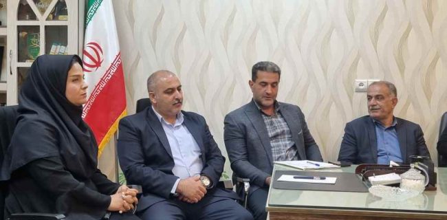 گزارش عملکرد شهرداری کومله ؛ از آسفالت ۶ هزار متر مربعی معابرشهری تا خرید سه دستگاه خودرو برای شهرداری