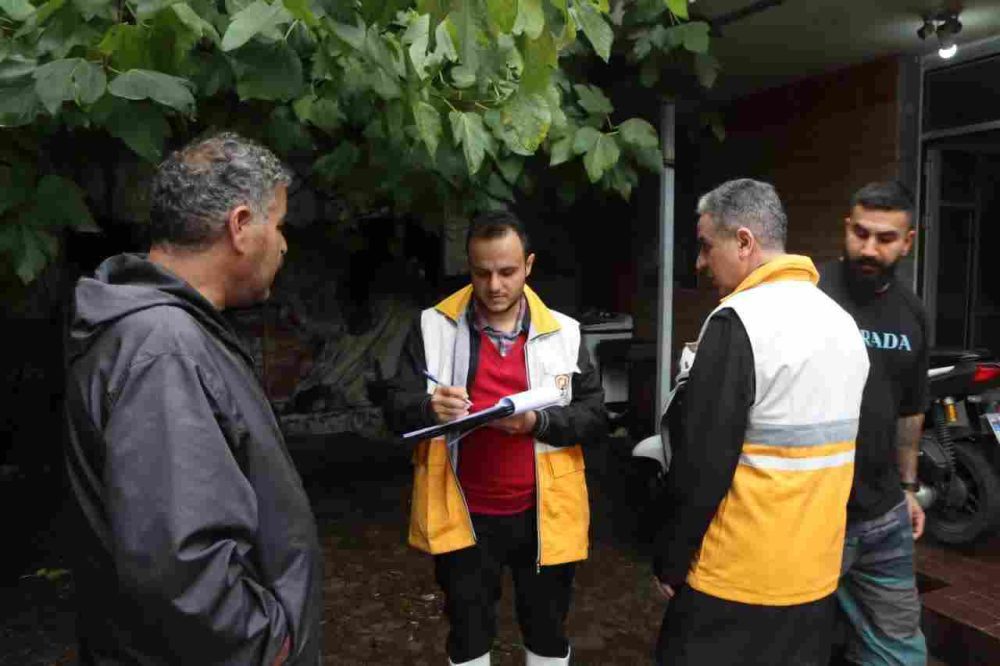 دائمی: ارزیابی خسارت بارندگی انزلی در دست انجام است