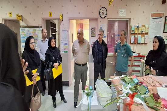 معاون بهداشتی دانشگاه در بخش‌های اطفال و زایمان بیمارستان انزلی حضور یافت