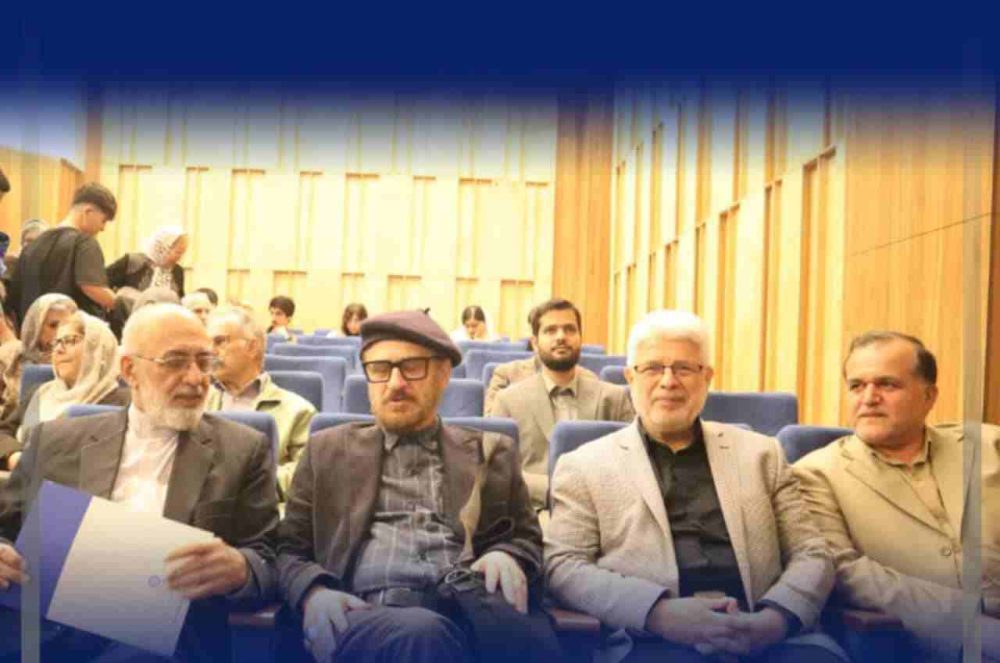 بازدید عضو شورای اسلامی شهر رشت از نمایشگاه آخرین دستاوردهای صنعت ساختمان