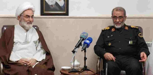 خدمت به جامعه اسلامي برتر از زيارت امام حسين(ع) است