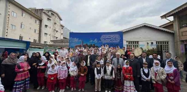 همزمان با هفته رشت؛ زنگ رشت در دبستان نبوت و مهر به صدا درآمد